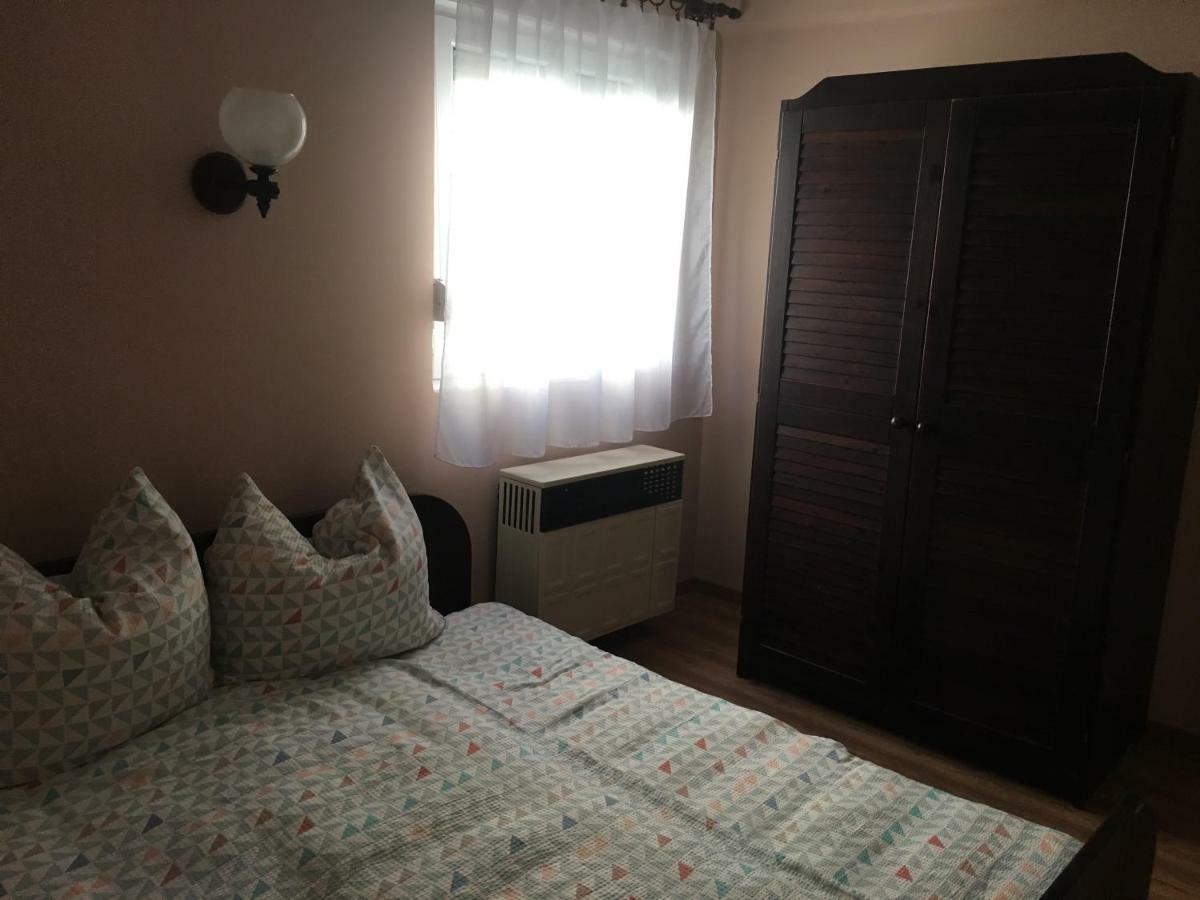 Apartament Matyas Apartman Balatonlelle Zewnętrze zdjęcie